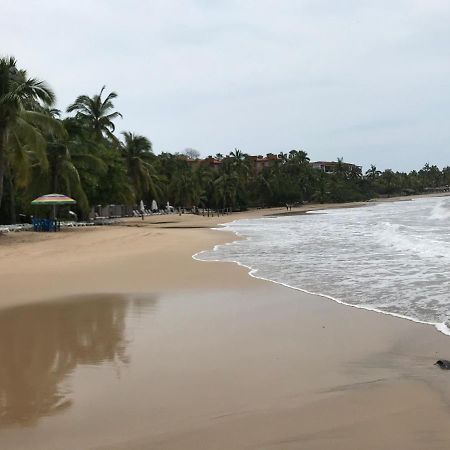 Casa Romantica De Playa Ixtapa  Buitenkant foto