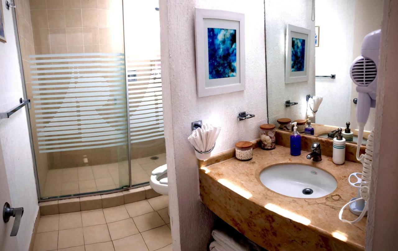 Casa Romantica De Playa Ixtapa  Buitenkant foto