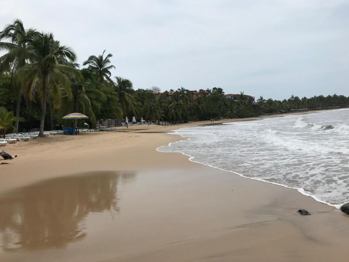 Casa Romantica De Playa Ixtapa  Buitenkant foto