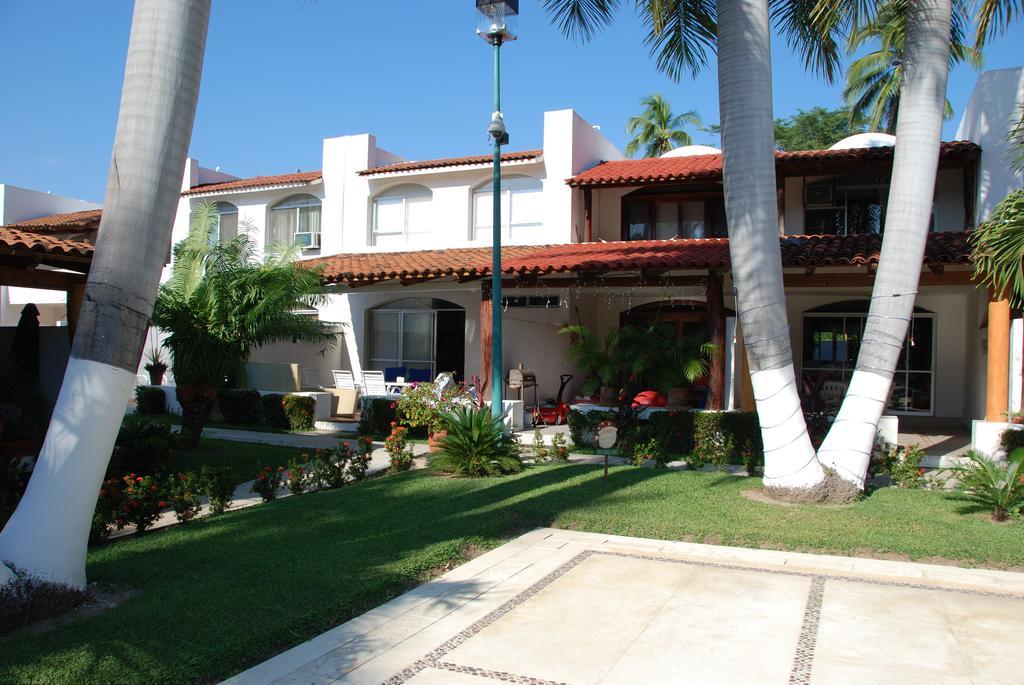 Casa Romantica De Playa Ixtapa  Buitenkant foto
