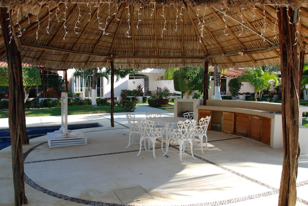 Casa Romantica De Playa Ixtapa  Buitenkant foto