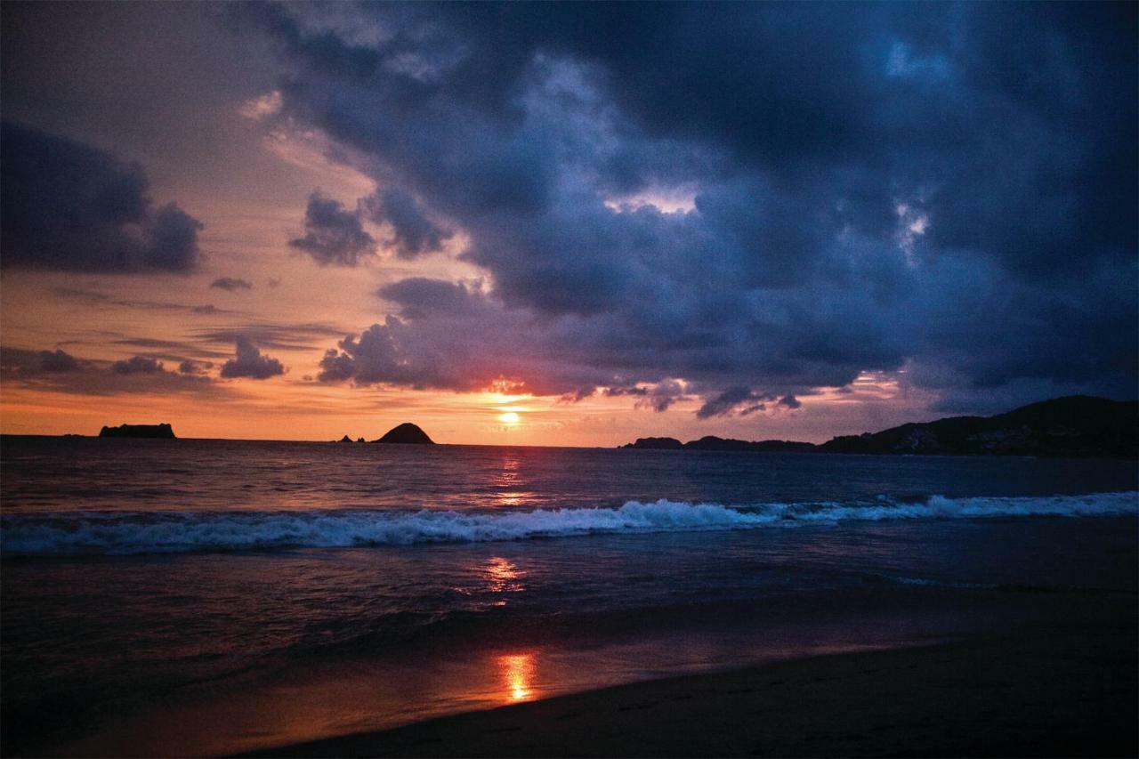 Casa Romantica De Playa Ixtapa  Buitenkant foto