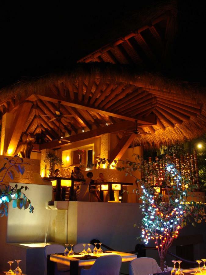 Casa Romantica De Playa Ixtapa  Buitenkant foto